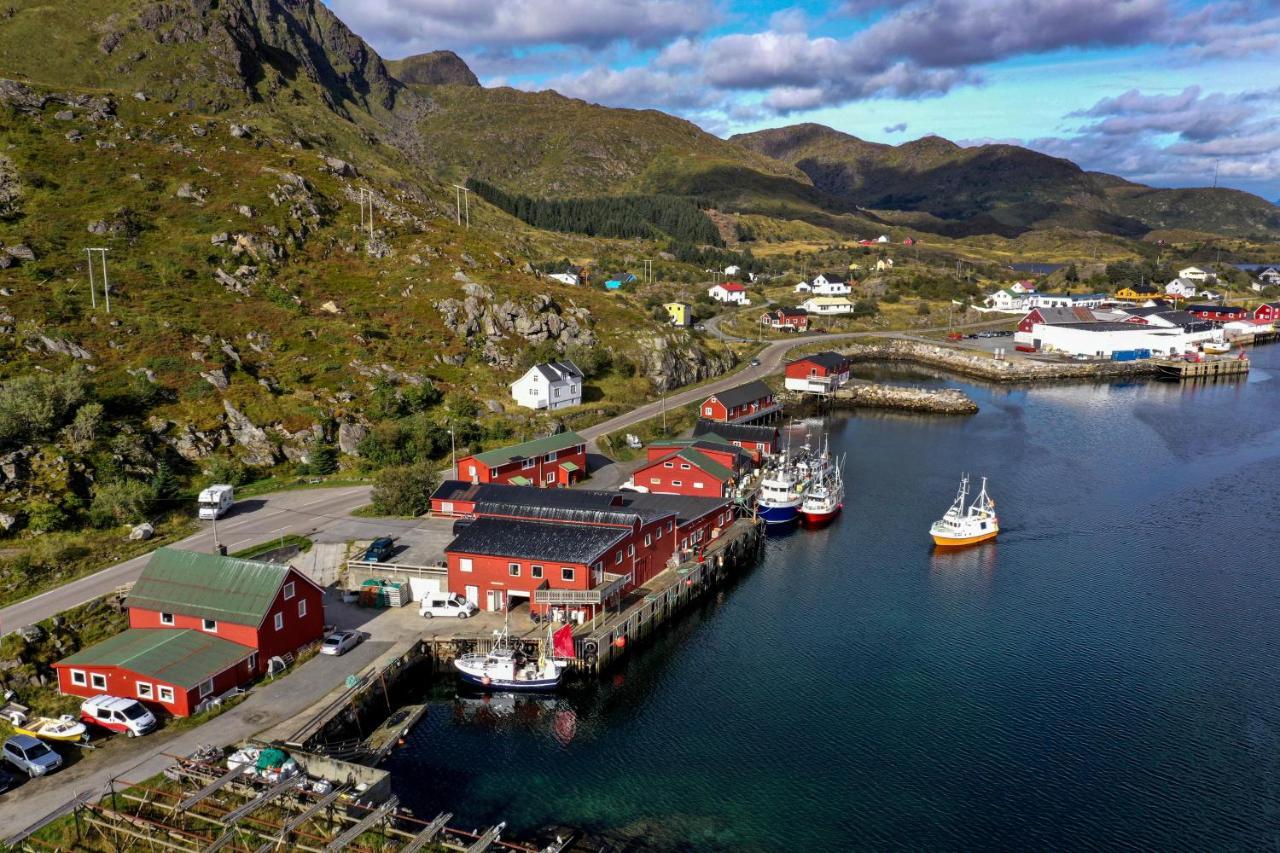 Fish Factory -The Real Lofoten Experience Ballstad Exteriér fotografie